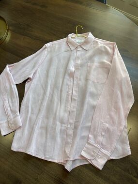 Men's Light Pink Long-Sleeve Dress Shirt – Classic Button-Up